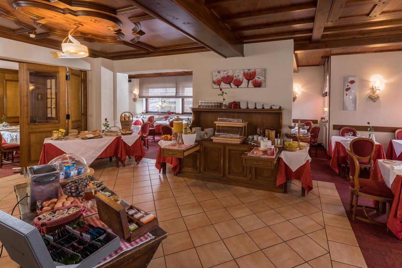 Hotel Logis Au Bois Le Sire 3*